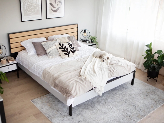 Łóżko sypialniane 180x200 cm z pojemnikiem i podświetleniem LED GRIS 