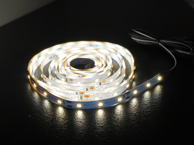 Taśma LED 300 cm biały ciepły do podświetlania szaf